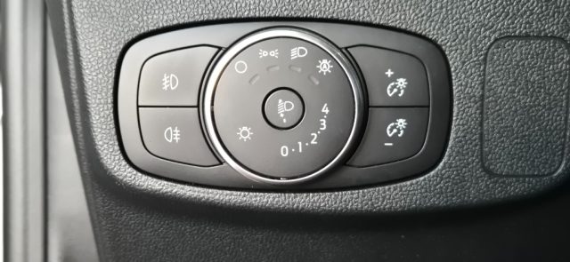 FORD Focus usata, con Sensori di parcheggio posteriori