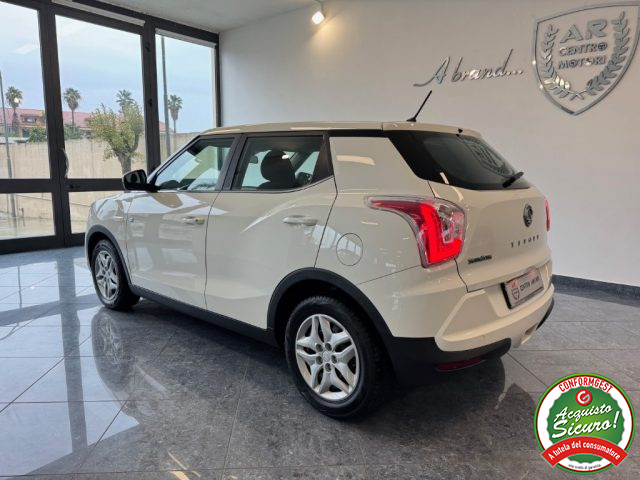 SSANGYONG Tivoli usata, con Autoradio