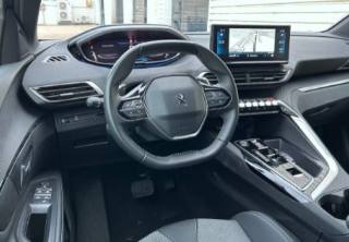 PEUGEOT 5008 usata, con Volante multifunzione