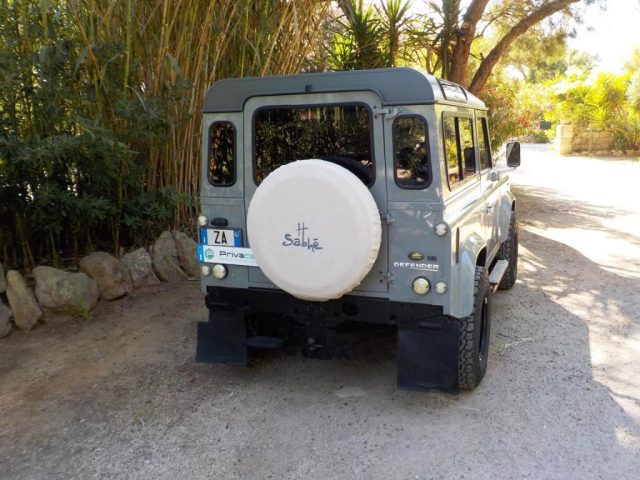 LAND ROVER Defender usata 22