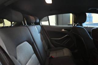 MERCEDES-BENZ GLA 180 usata 36