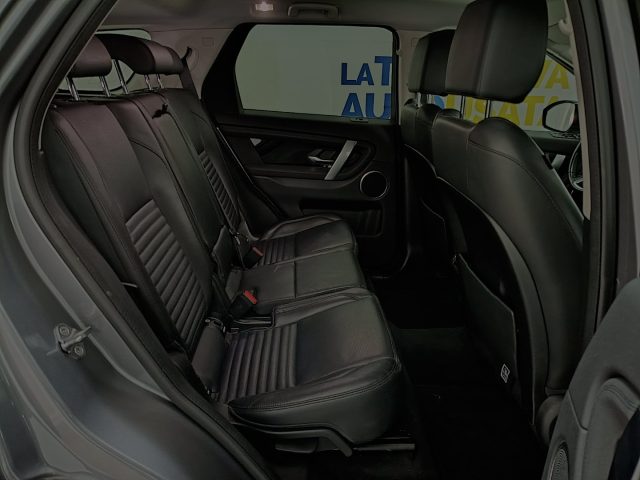 LAND ROVER Discovery Sport usata, con Bluetooth