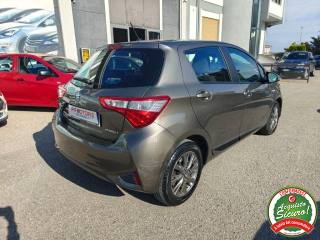 TOYOTA Yaris usata, con Alzacristalli elettrici
