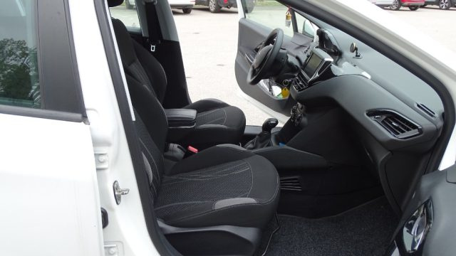 PEUGEOT 208 usata 56