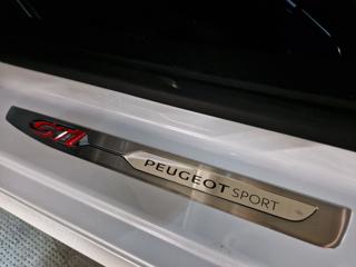 PEUGEOT 308 usata, con Volante in pelle