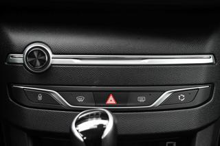 PEUGEOT 308 usata, con Touch screen