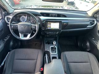 TOYOTA Hilux usata, con Gancio traino