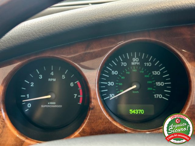 JAGUAR XKR usata, con Volante multifunzione