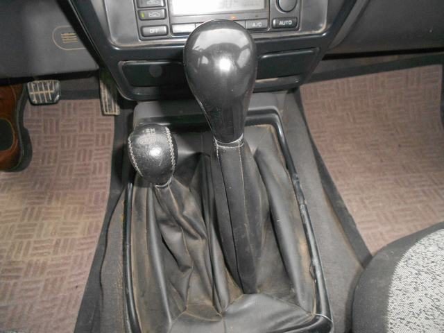 NISSAN Navara usata, con Servosterzo