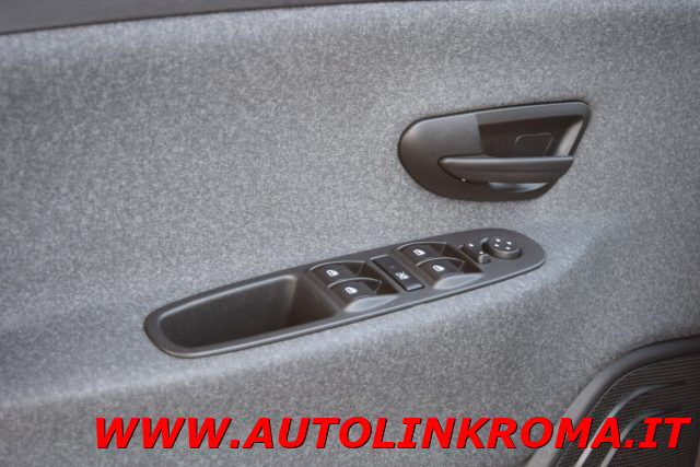 LANCIA Ypsilon usata, con Sedile posteriore sdoppiato