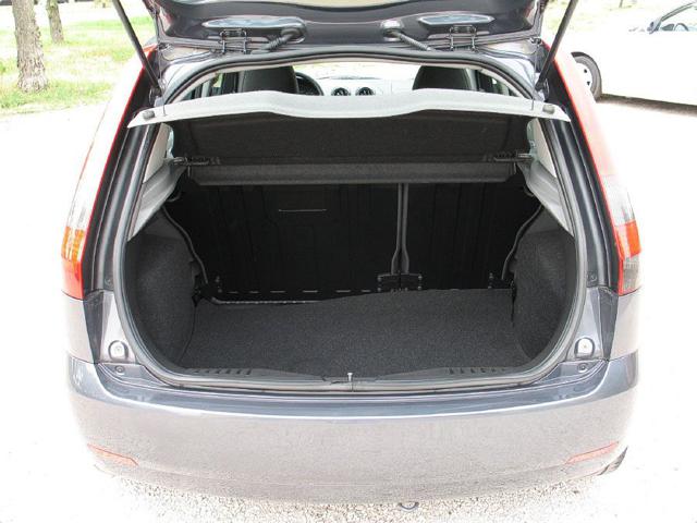FORD Fiesta usata, con Chiusura centralizzata
