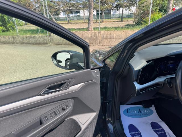 VOLKSWAGEN Golf usata, con Autoradio