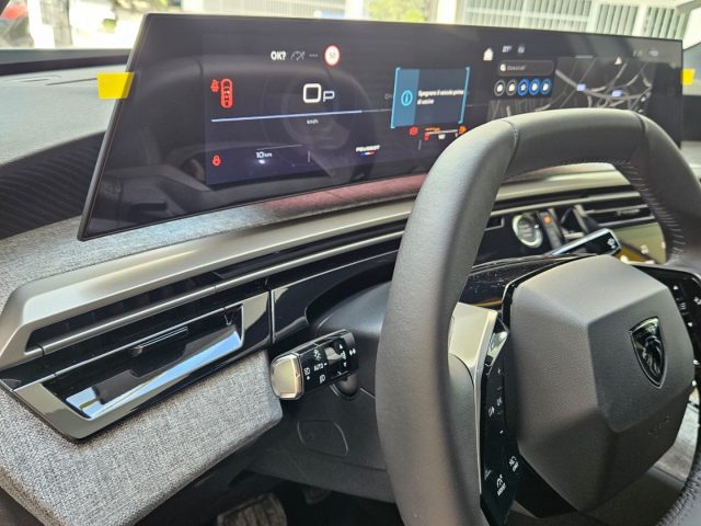 PEUGEOT 3008 usata, con Bracciolo