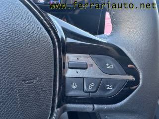 PEUGEOT 308 usata, con Park Distance Control