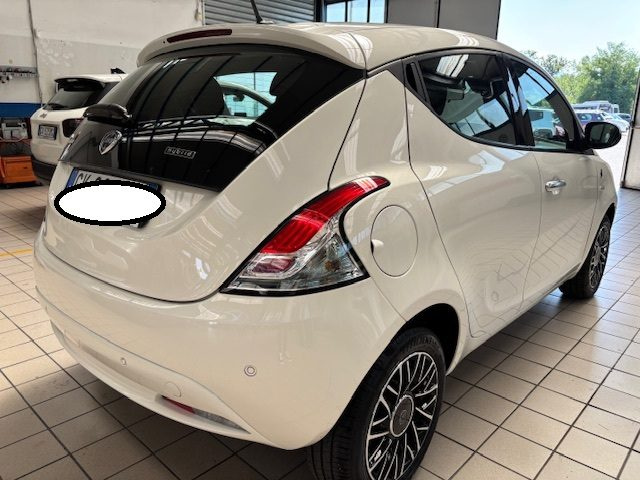 LANCIA Ypsilon usata, con Chiusura centralizzata