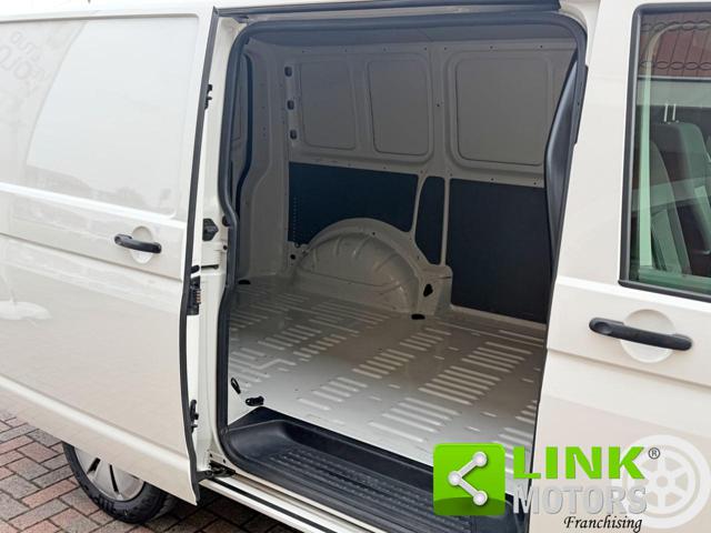 VOLKSWAGEN Transporter usata 18