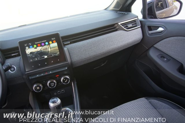 RENAULT Clio usata 8