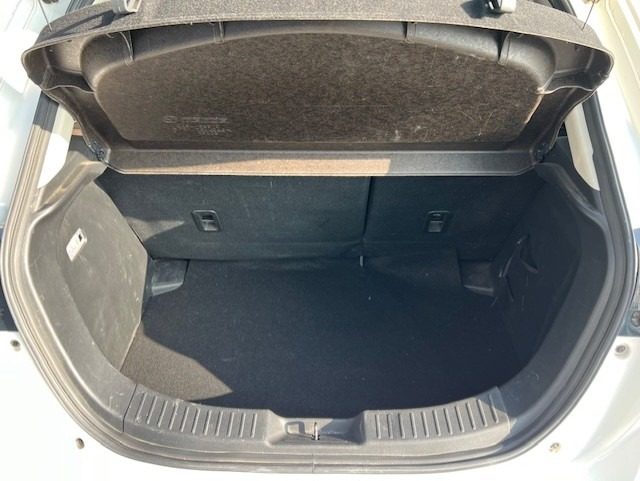 MAZDA 2 usata, con Sedile posteriore sdoppiato