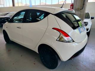LANCIA Ypsilon usata, con ESP