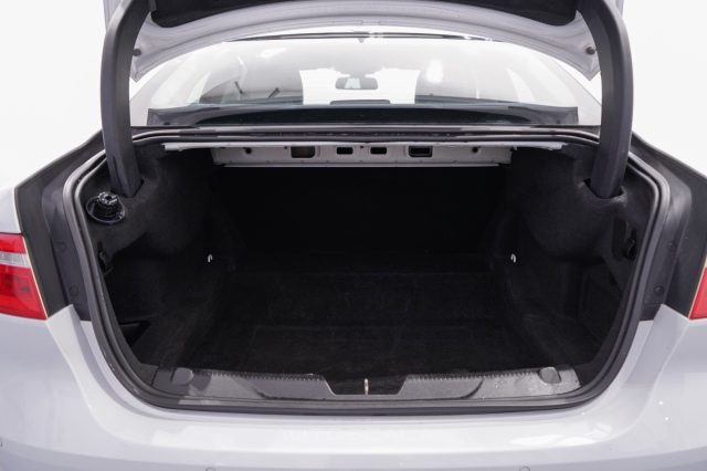 JAGUAR XE usata 39