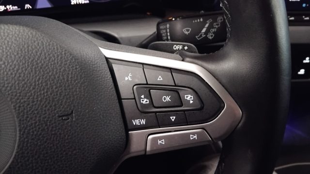 VOLKSWAGEN Golf usata, con Bluetooth