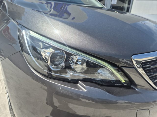 PEUGEOT 308 usata, con Cerchi in lega