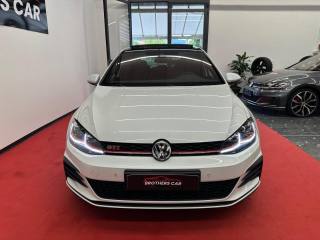 VOLKSWAGEN Golf GTI usata, con Airbag