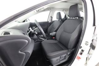 TOYOTA Yaris usata 2