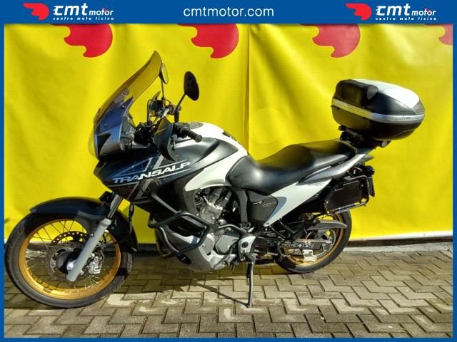 HONDA Transalp XL 700 V usata 3