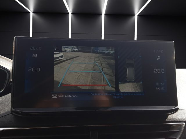 PEUGEOT 3008 usata, con Regolazione elettrica sedili