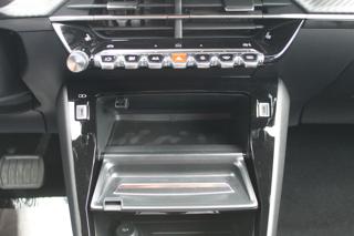 PEUGEOT 2008 usata, con Fari LED