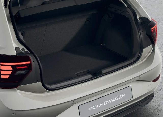 VOLKSWAGEN Polo usata, con Boardcomputer