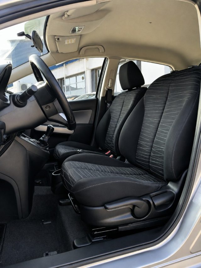 MAZDA 2 usata, con Boardcomputer