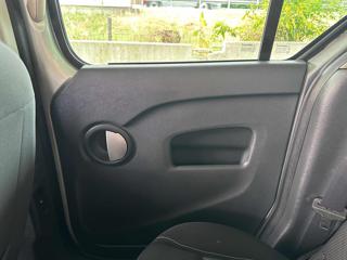 RENAULT Kangoo usata 46