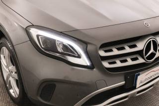 MERCEDES-BENZ GLA 200 usata, con Autoradio digitale