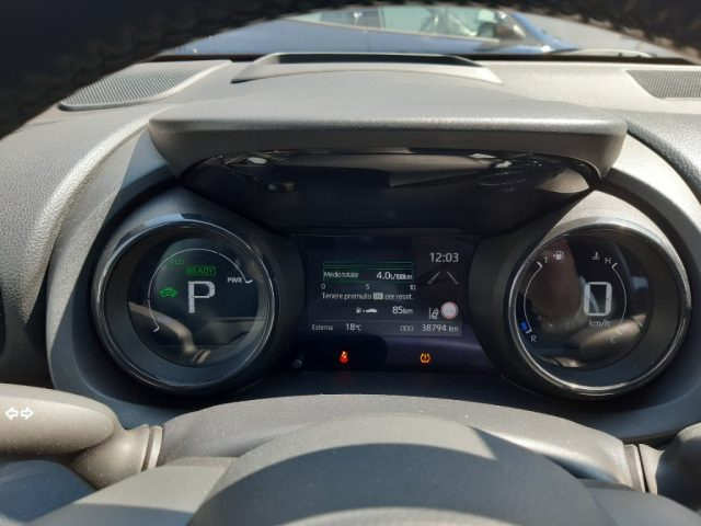 TOYOTA Yaris usata, con Boardcomputer
