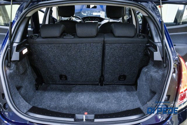 LANCIA Ypsilon usata, con Servosterzo