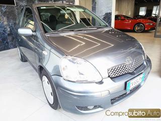 TOYOTA Yaris usata, con Airbag laterali