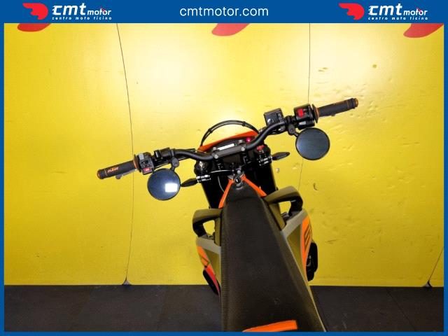 KTM 690 SMC usata 10