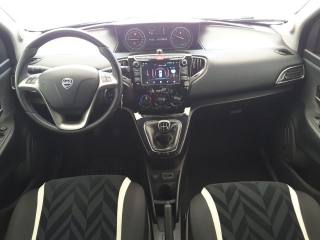 LANCIA Ypsilon usata, con Controllo trazione