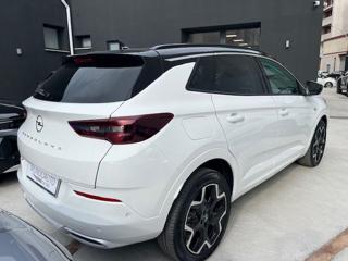 OPEL Grandland usata, con Alzacristalli elettrici