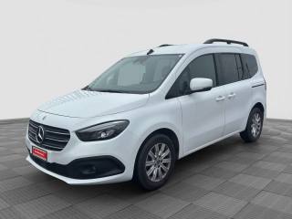 MERCEDES-BENZ CLA sse T T 180d Premium
