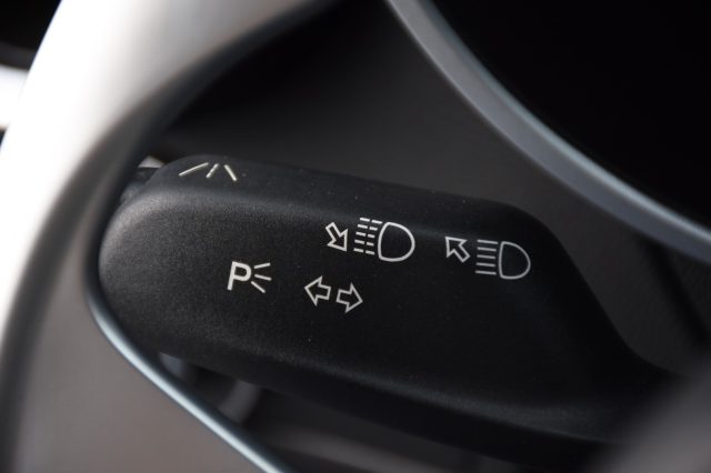 ALFA ROMEO Stelvio usata, con Autoradio digitale