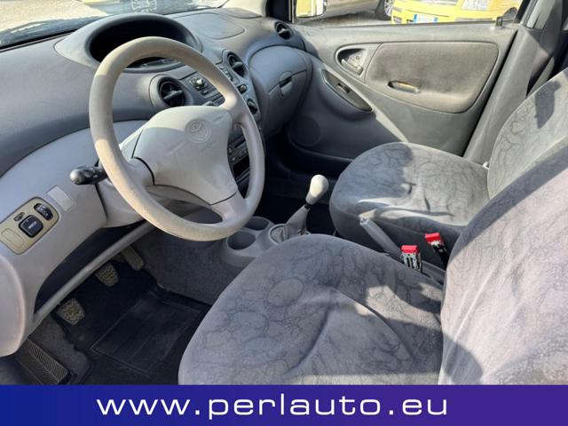 TOYOTA Yaris usata, con Chiusura centralizzata