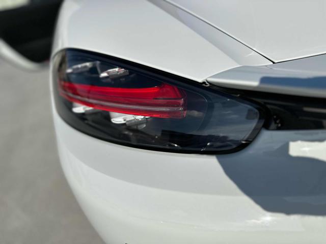 PORSCHE 718 Spyder usata, con MP3