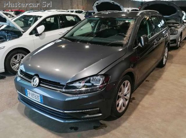 VOLKSWAGEN Golf Variant usata, con Airbag