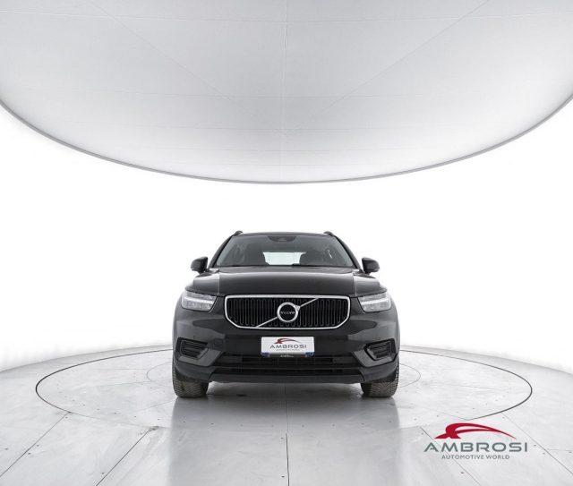 VOLVO XC40 usata 4