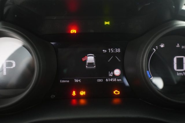 TOYOTA Yaris usata 6