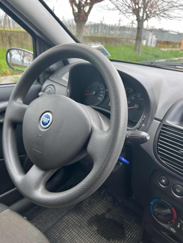 FIAT Punto usata 9