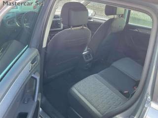 VOLKSWAGEN Tiguan usata, con Autoradio